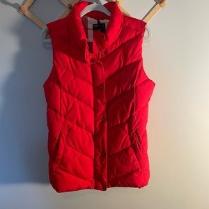 Red like new puffer winter vest from Gap!